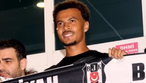 Гръм! Играл доскоро за Англия спира с футбола на 29