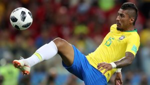 Барселона върна Паулиньо в Китай и е напред с 10 милиона