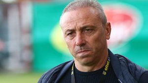 Черно море се разделя с двама чужденци