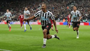 Братовчед на боса на Сити купува Нюкасъл