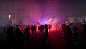 Mъж е застрелян по време на празненствата в Неапол