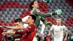 Борусия Мьонхенгладбах отхвърли нова оферта на Байерн за Ян Зомер