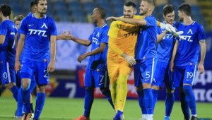 Левски е велик отбор и му отиват само победи и трофеи