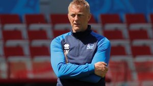 Селекционерът на Исландия: Не може да не ни обичате