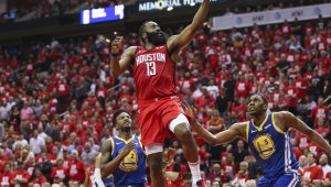 Хюстън изравни на Голдън Стейт след нова драма