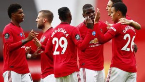 Свиреп Манчестър Юнайтед направи "черешките" на компот и излезе четвърти