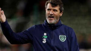 И Рой Кийн започва работа в Нотингам