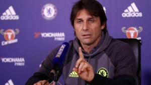 Кой сега е №1? Антонио Конте стана "Мениджър на годината" в Англия