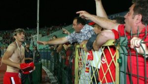 Бивш на ЦСКА прави чудеса в Англия