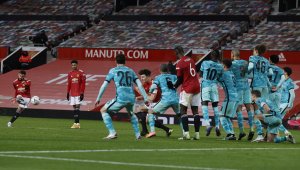 Бруно тренирал извънредно свободни удари, получил съвет от Кавани