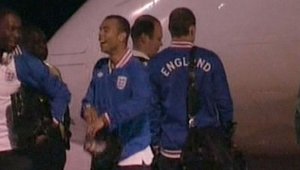 Ашли Коул и Кинг се хилят като тикви