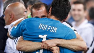 Официално: Юве “върза” Буфон и Киелини