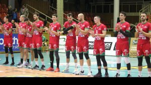 Стана ясно кога Нефтохимик влиза в битката за Шампионската лига