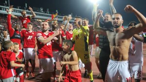 ЦСКА строши гредите, но падна от Карабах