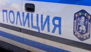 Ужас! Футболни фенове наръгаха деца в София