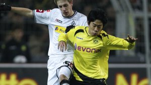 Закъсалите шваби ще пазаруват от двете Борусии 