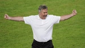 Предлагат руско гражданство на Хидинк