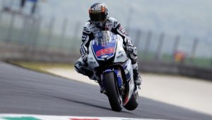 Хорхе Лоренцо най-бързи в първите свободни тренировки на Муджело