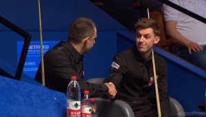 Сензацията на века в снукъра: Аматьор елиминира Ракетата на световното! + ВИДЕО и СНИМКИ