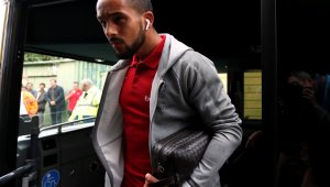 Йън Райт: Време е Уолкот да си тръгне