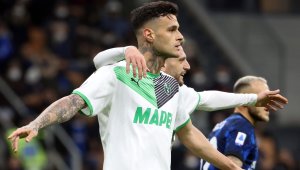 Сасуоло потвърди: Скамака отива в Уест Хям за 36 млн. евро