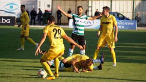 Десет от Славия задълбочиха кризата в Ботев Пловдив