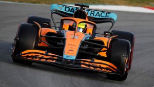 Макларън се доближава към победа във Формула 1