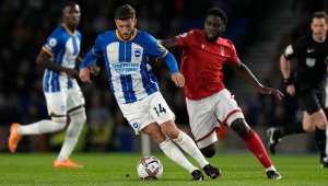 Нотингам се отлепи от дъното, Палас обърна Вълците