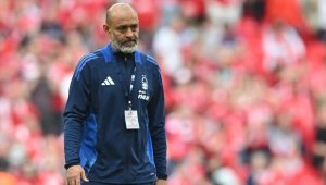 Мениджърът на Нотингам готов да напусне заради собственика на клуба