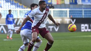 Байерн си хареса бразилски защитник на Торино