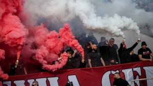 Позорно! Сектор "Г" се подигра с играчите на ЦСКА