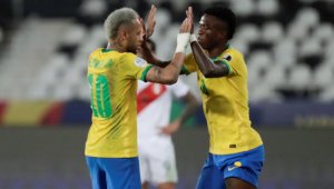 Бразилска хармония: Винисиус се подмаза на Неймар