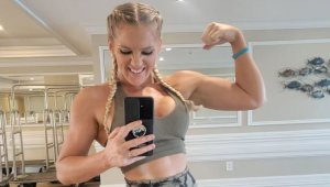 Секси мацка от кеча се прехвърли в порното + СНИМКА