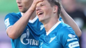 Зенит разкарва ветераните Аршавин и Тимошчук