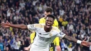 Звезда на Реал залюбил секси певица + СНИМКИ