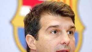 Лапорта: Рийкард ще остане в Барса, докогато иска
