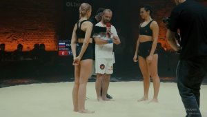 Секси битки в пясъка: Нов вид женска борба стартира в Русия + ВИДЕО