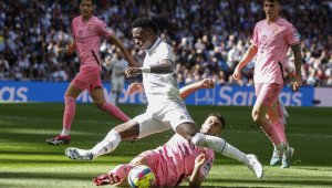 Реал продължава да гони Барса след бой над каталунци