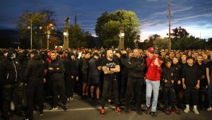 Феновете на ЦСКА излязоха на протест за новия стадион + СНИМКИ