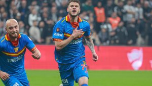 Реал, Барса, Сити и Байерн искат откритие на Мъри Стоилов, ето кой печели битката