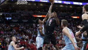 Кауай с първи трипъл-дабъл при триумф над Маями