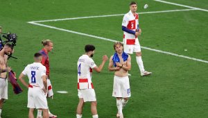 Ще се случи ли чудо? Ето го невероятният сценарий, който праща Хърватия на 1/8-финалите