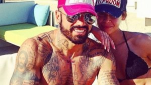 Благо Георгиев заряза Куини на бала й + СНИМКИ