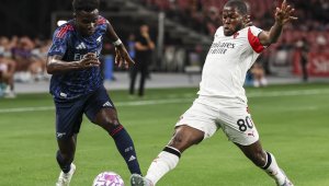 Нотингам с оферта за халф на Милан