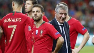 Селекционерът на Португалия куфее след боя над Холандия