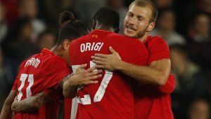 Ливърпул съсипа ''овните'' за Купата на Лигата + ВИДЕО