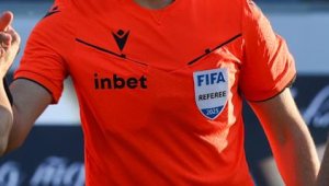 Приключи с професията? Извадиха съдия от Първа лига