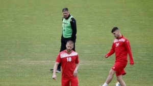 "Чичовото" срещу "Сухия": Или съперничество продължаващо 35 години