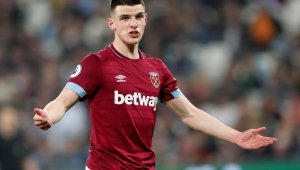 Юнайтед впери поглед в младок от Уест Хям, "чуковете" обаче искат 50 млн. паунда