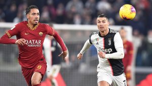 Ужас! Въоръжени атакуваха Крис Смолинг в къщата му